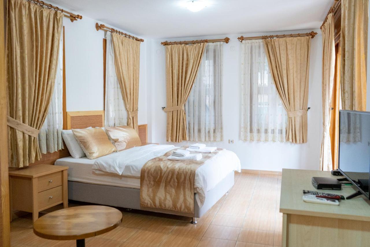 Kaleici Aparts Antalya Villa Bagian luar foto