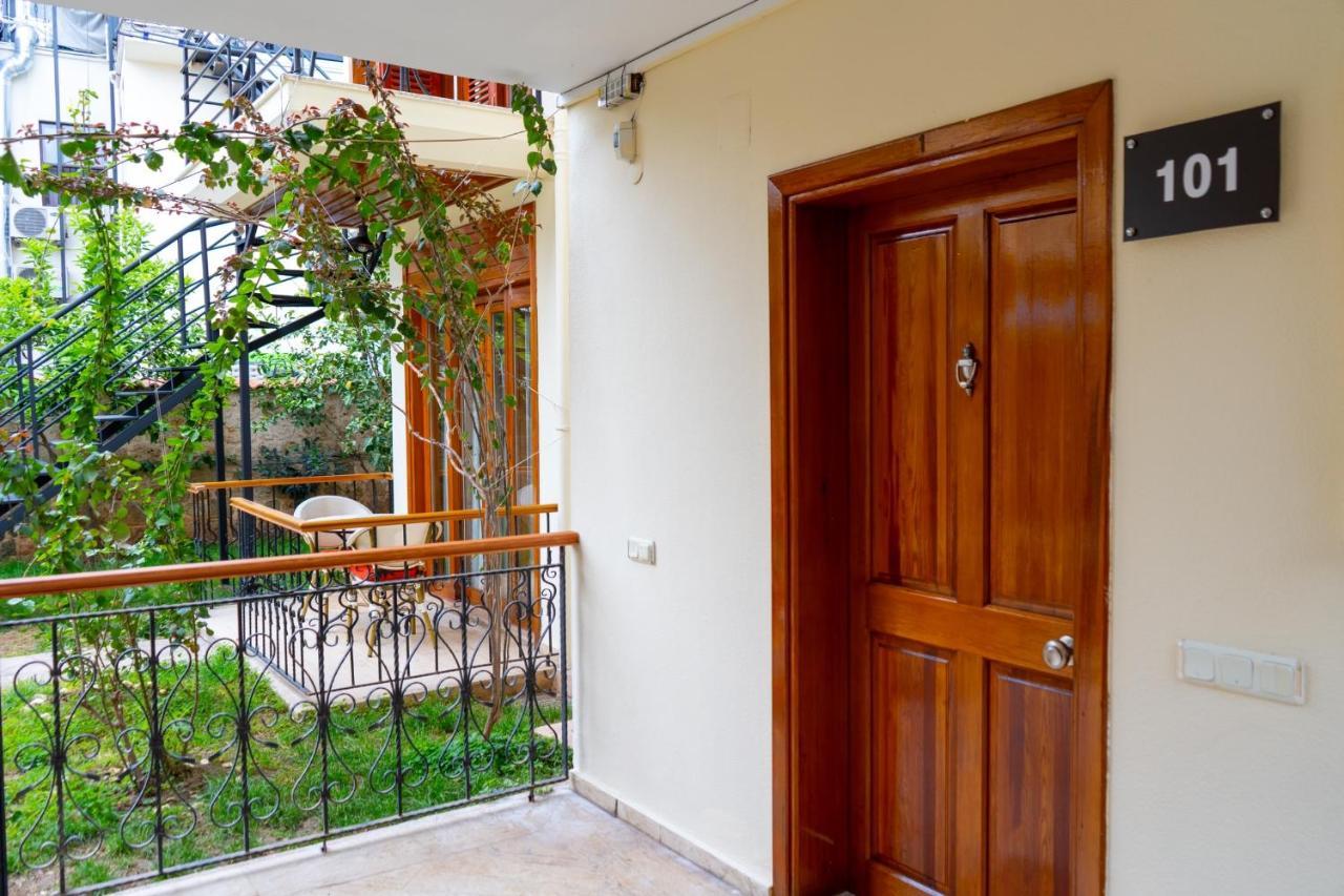 Kaleici Aparts Antalya Villa Bagian luar foto