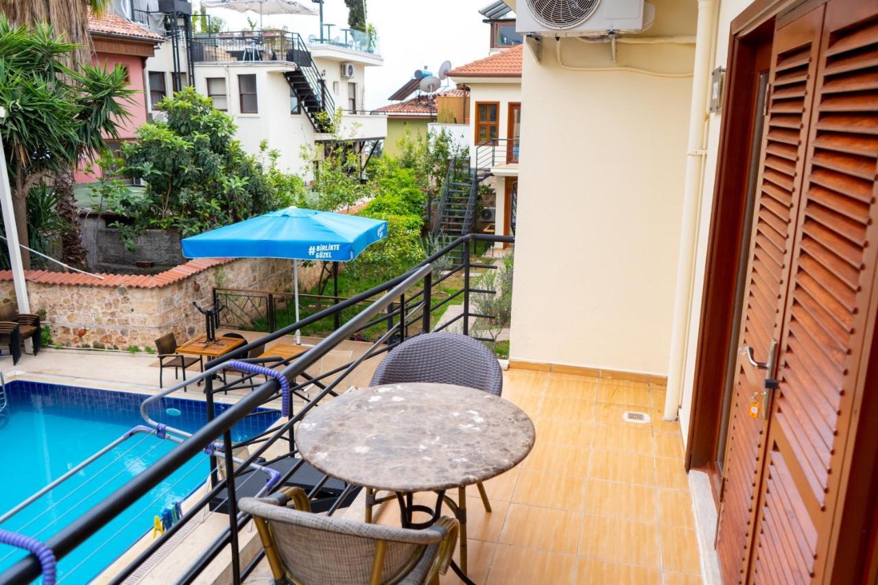 Kaleici Aparts Antalya Villa Bagian luar foto