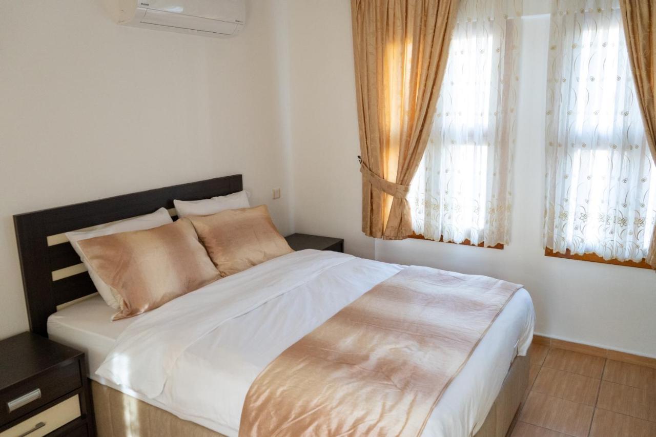 Kaleici Aparts Antalya Villa Bagian luar foto