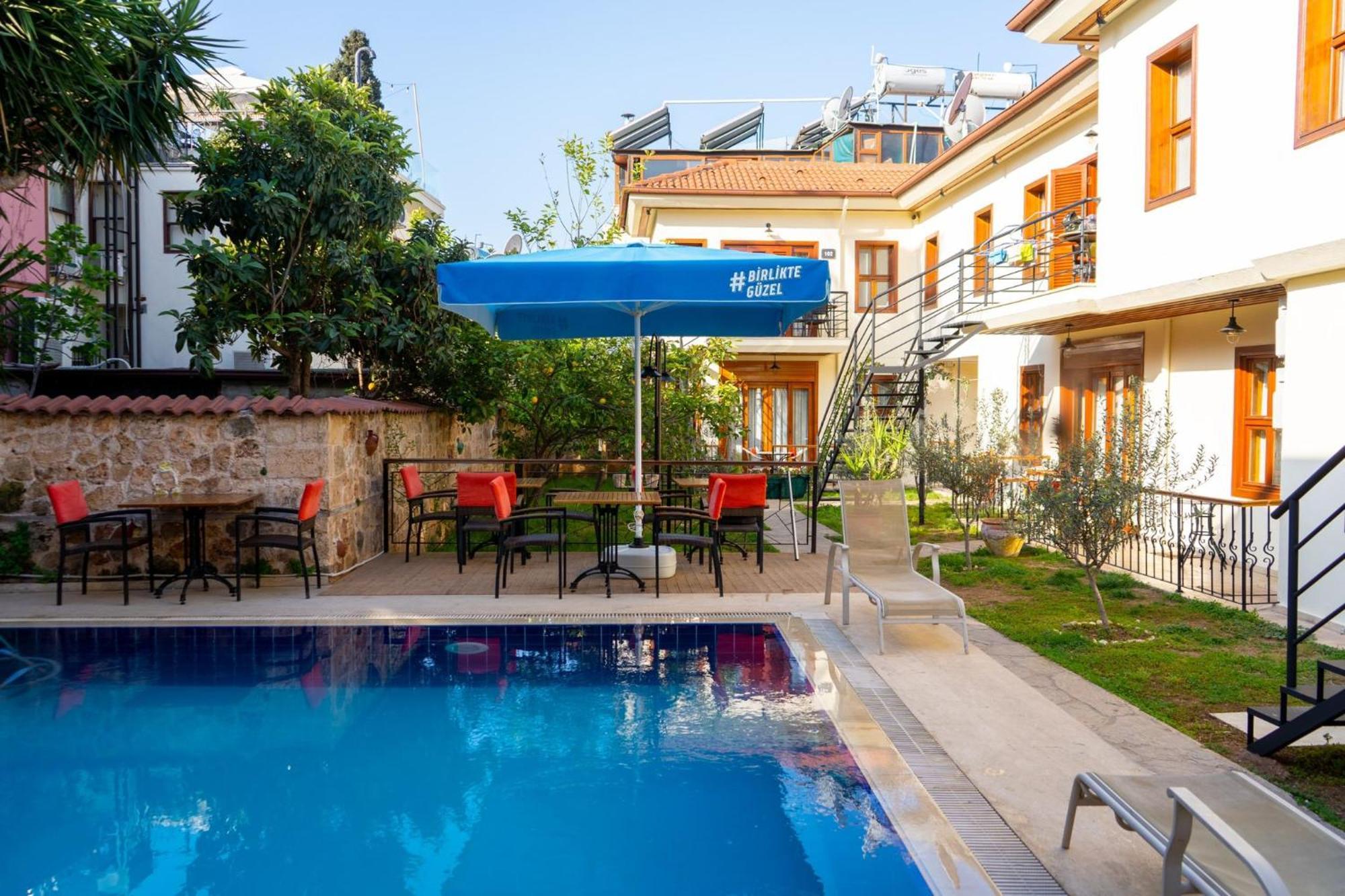 Kaleici Aparts Antalya Villa Bagian luar foto
