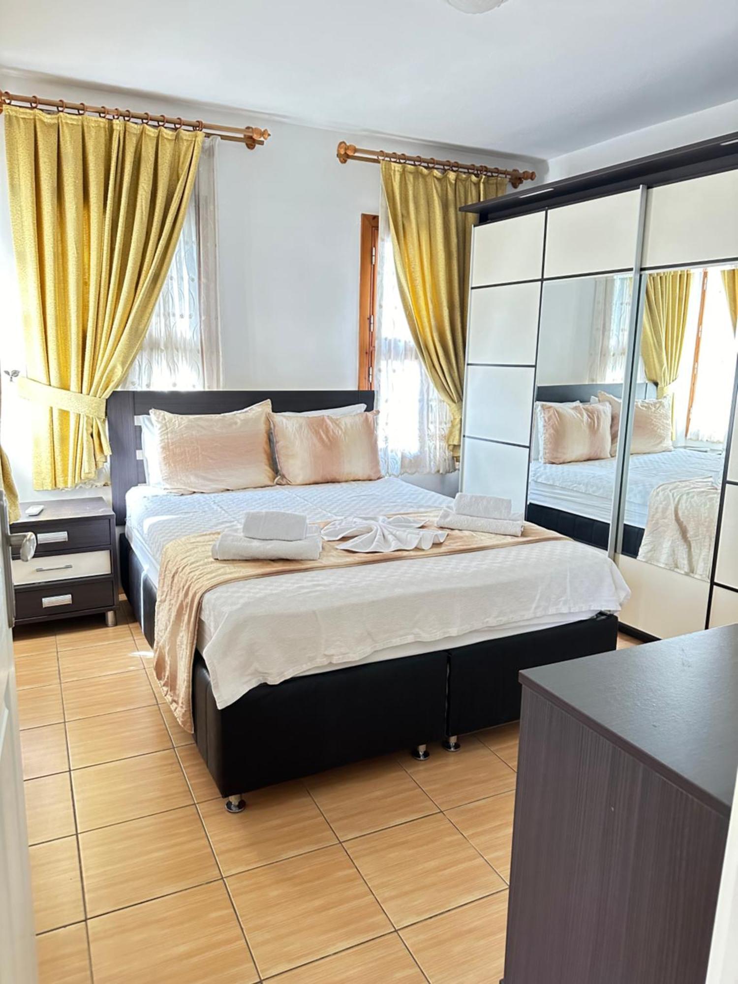 Kaleici Aparts Antalya Villa Bagian luar foto