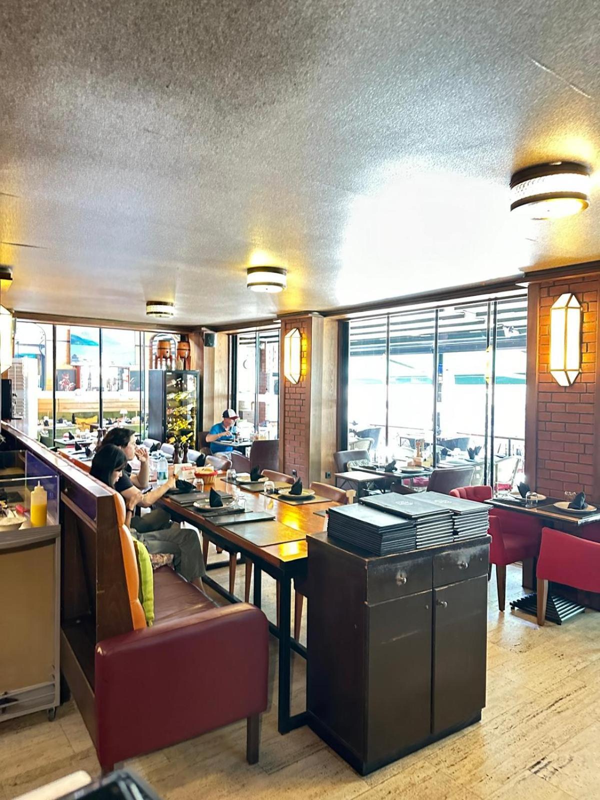 Kaleici Aparts Antalya Villa Bagian luar foto